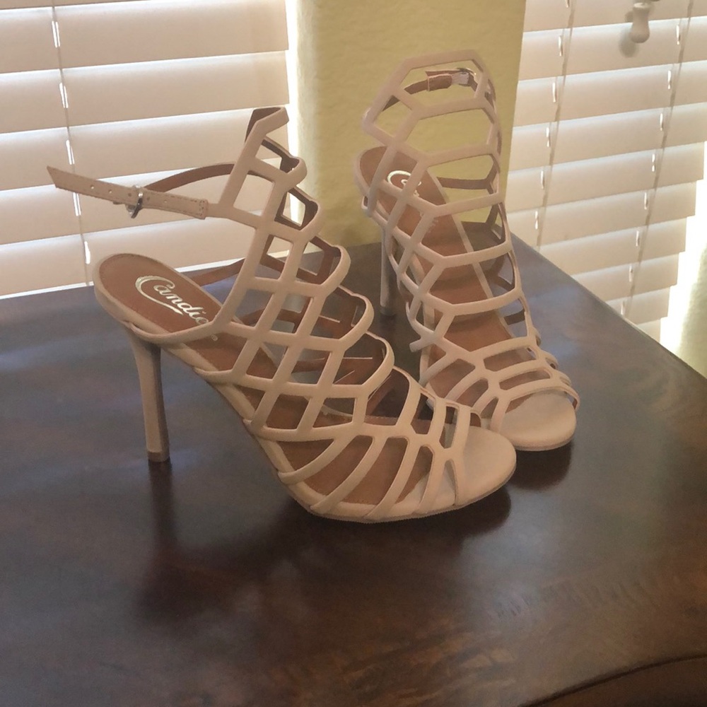 Stylish heels! Never worn